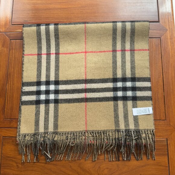 Burberry Accessories - Burberry scarf double-sided shawl